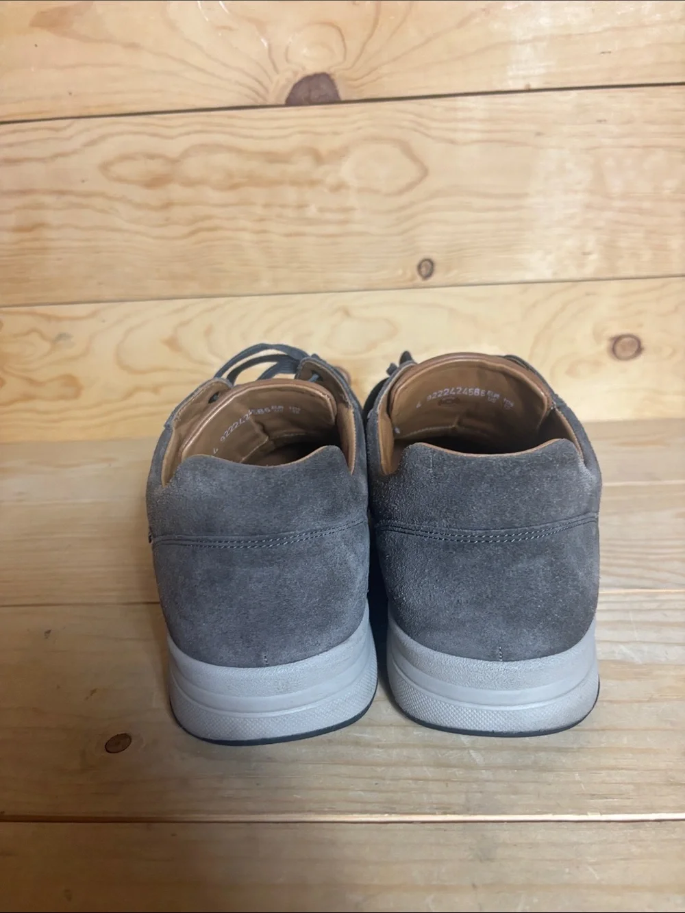 Mephisto Mens leather sneakers size 12